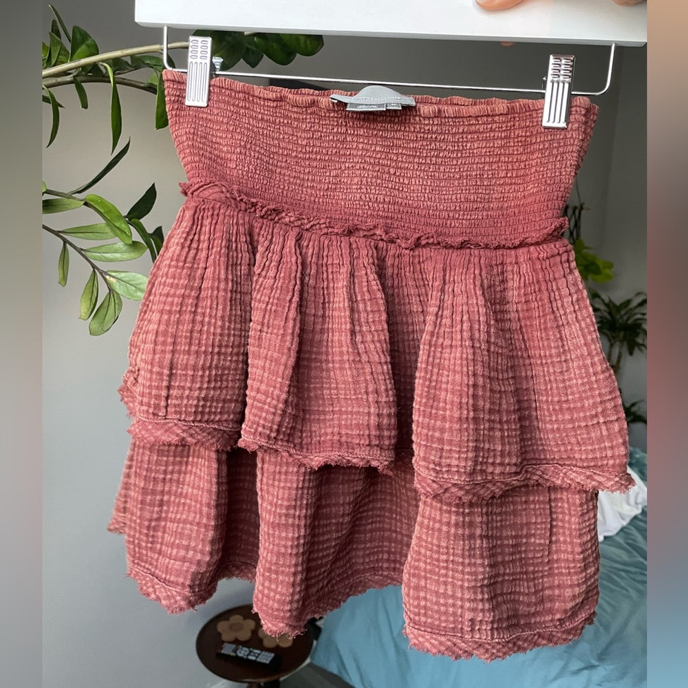Anthropologie Red-Maroon Skater Mini Skirt Smocked Tiered Casual - Picture 4 of 8
